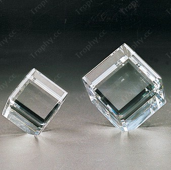 optic crystal cube with corner cut