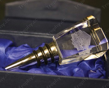 personalized crystal wine stopper